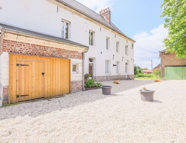 Gites Chambres Dhotes Pas-de-Calais 62 Gîte de 15 personnes entre Arras & Amiens à thème 