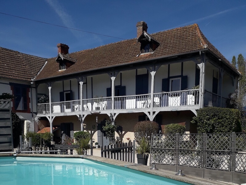 Gites Chambres Dhotes Gers 32 Domaine  des  Mousquetaires. Gites / Restauration 