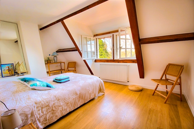 Gites Chambres Dhotes Calvados 14 Gîte 15 pers. piscine chauffée, tennis et parc
