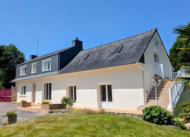 Gites Chambres Dhotes Morbihan 56 Gite de la Verdière Jacuzzi Piscine  Accès Vallée