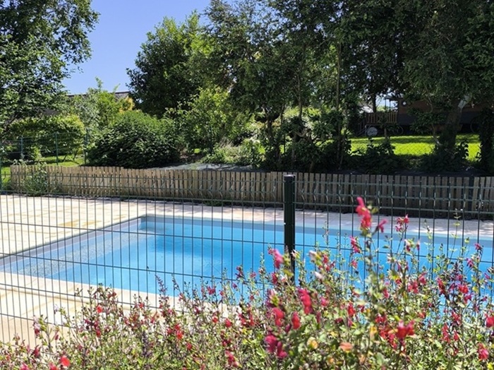 Gites Chambres Dhotes Ille-et-Vilaine 35 Privatisation hébergements 45 pl. avec piscines